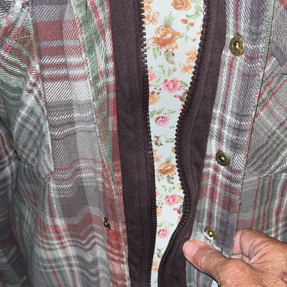 Quilted Hoodie & Plaid Jacket Size M - Picture 2 of 6